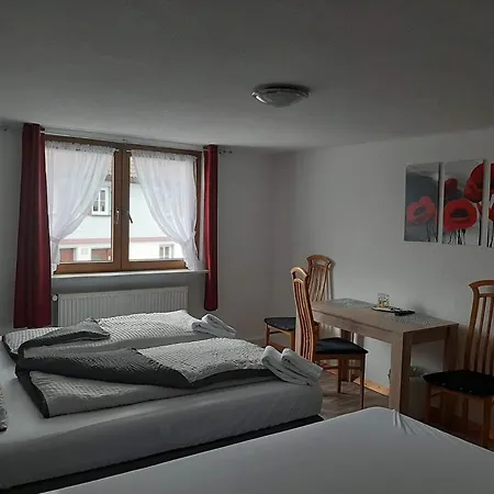 Gaestehaus B & B27 Und Waldhorn 3*