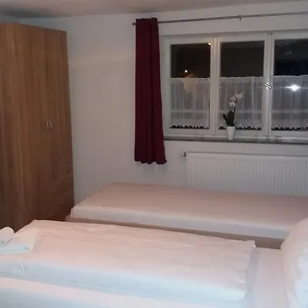 Gaestehaus B & B27 Und Waldhorn Rottweil