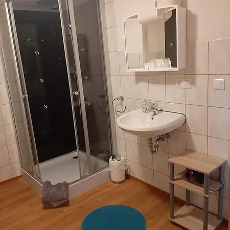 Gaestehaus B & B27 Und Waldhorn